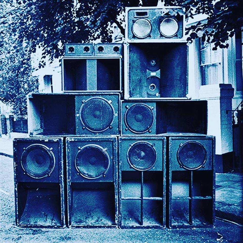 Boogatronic electronic picks